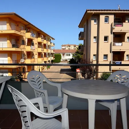 The In Estartit Has 1 Bedrooms