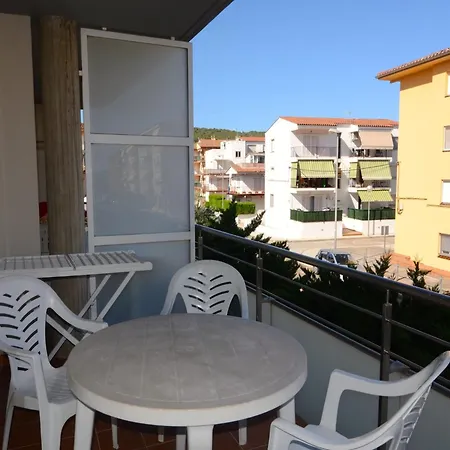 The In Estartit Has 1 Bedrooms *