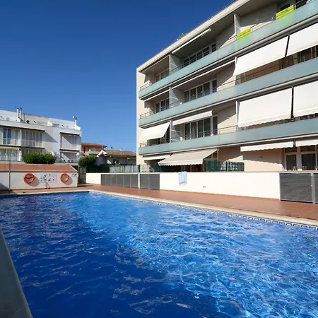 Apartment The In Estartit Has 1 Bedrooms *