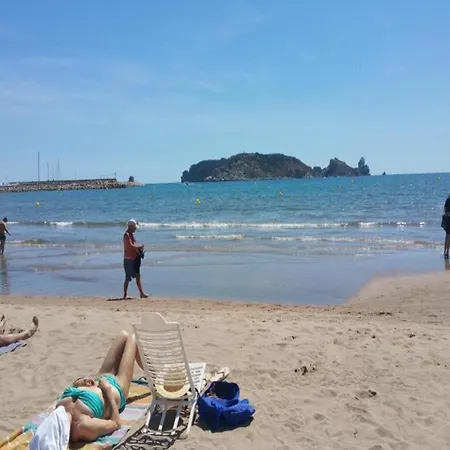 The In Estartit Has 1 Bedrooms L'Estartit