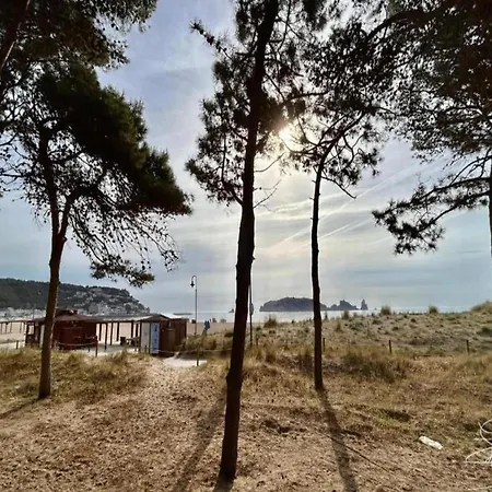 The In Estartit Has 1 Bedrooms